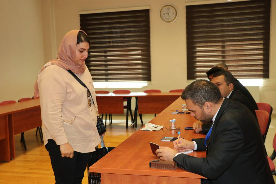 İran sandık başında! Reisi'nin halefi kim olacak? - Resim: 32